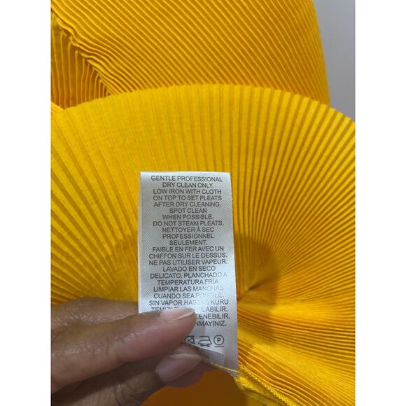 TIBI Pleated Cropped High Neck Top in Sunday Yellow Sz XS - Picture 7 of 10